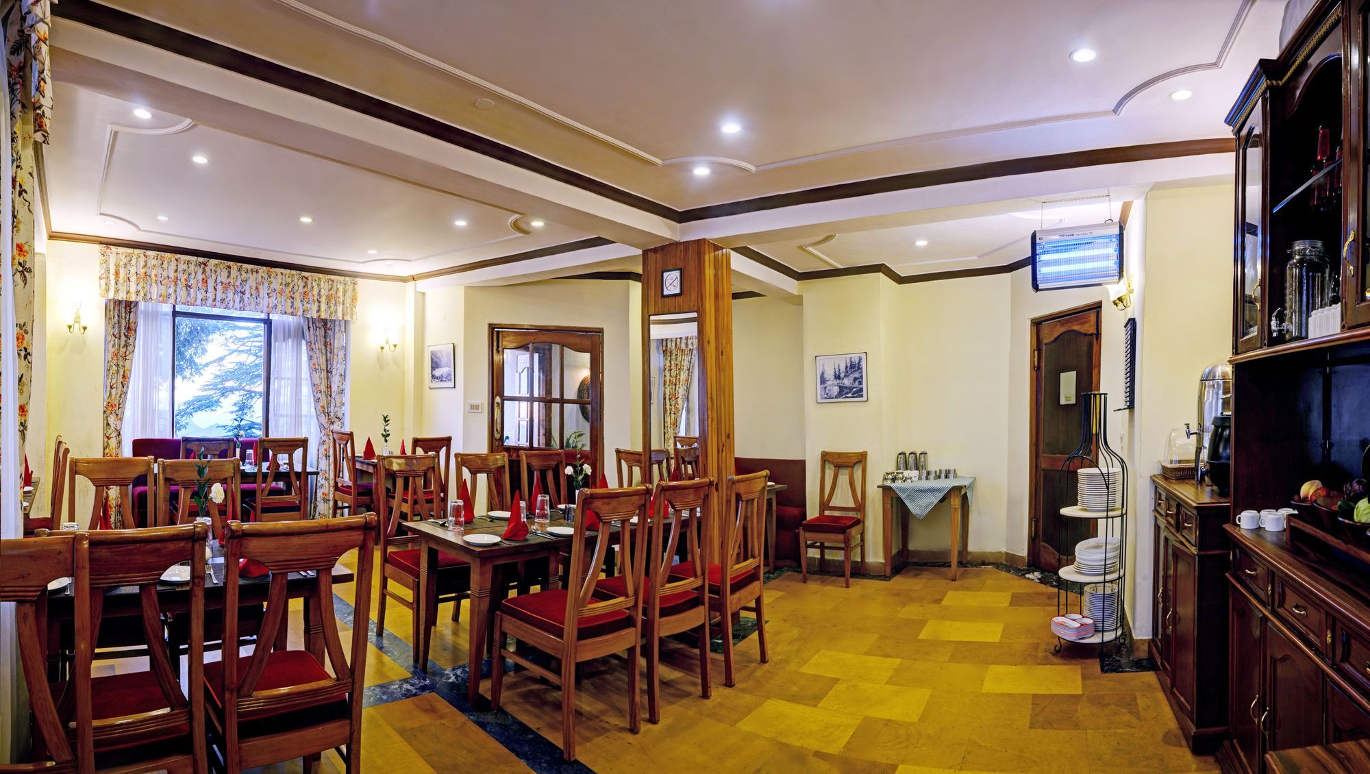 Summit Le Royale Hotel, Shimla Zewnętrze zdjęcie